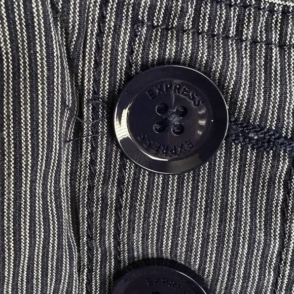 Express Women's Pinstriped Black Shorts - Picture 4 of 9